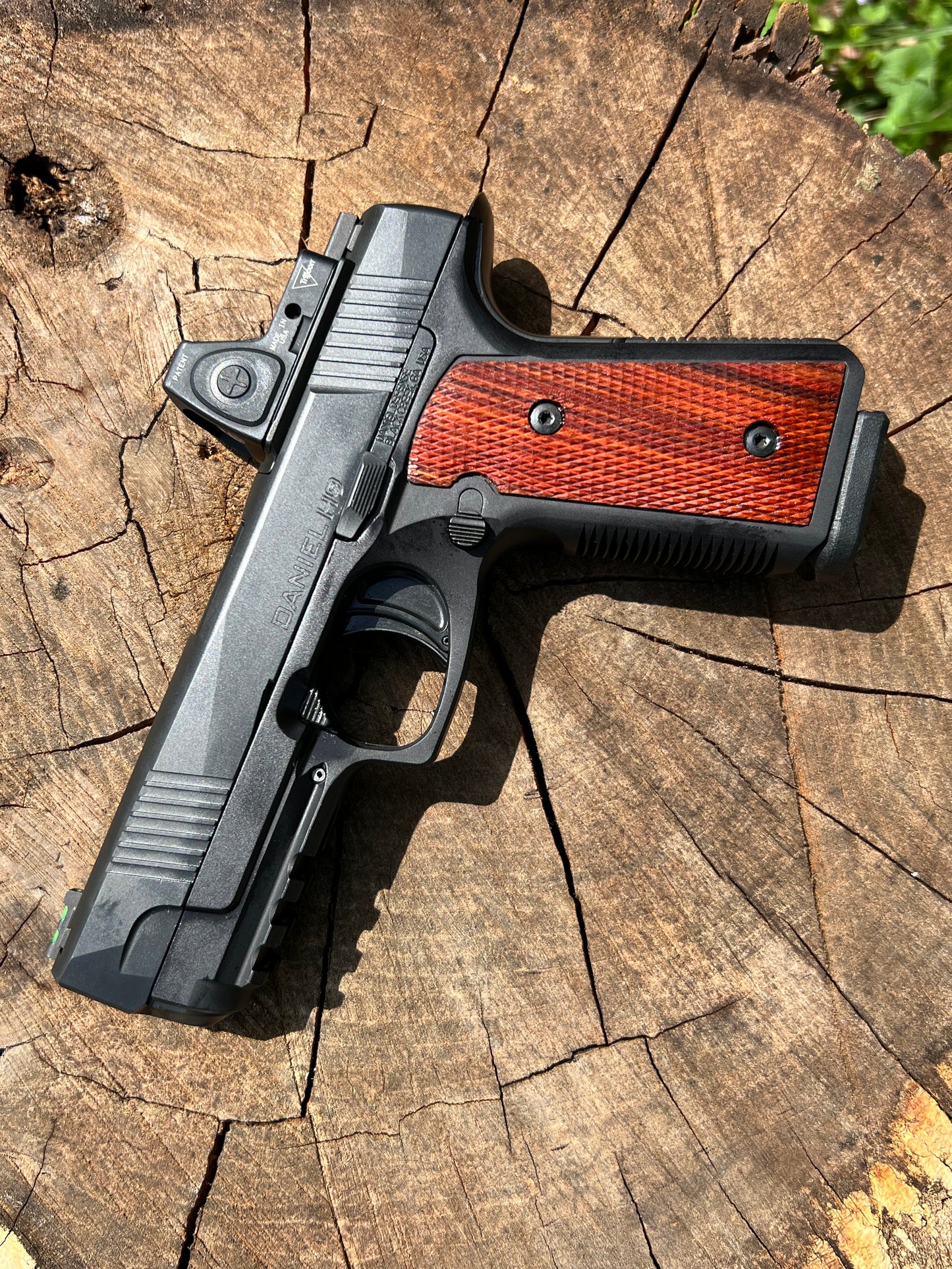 DD H9 Rosewood Full Coverage Checkering