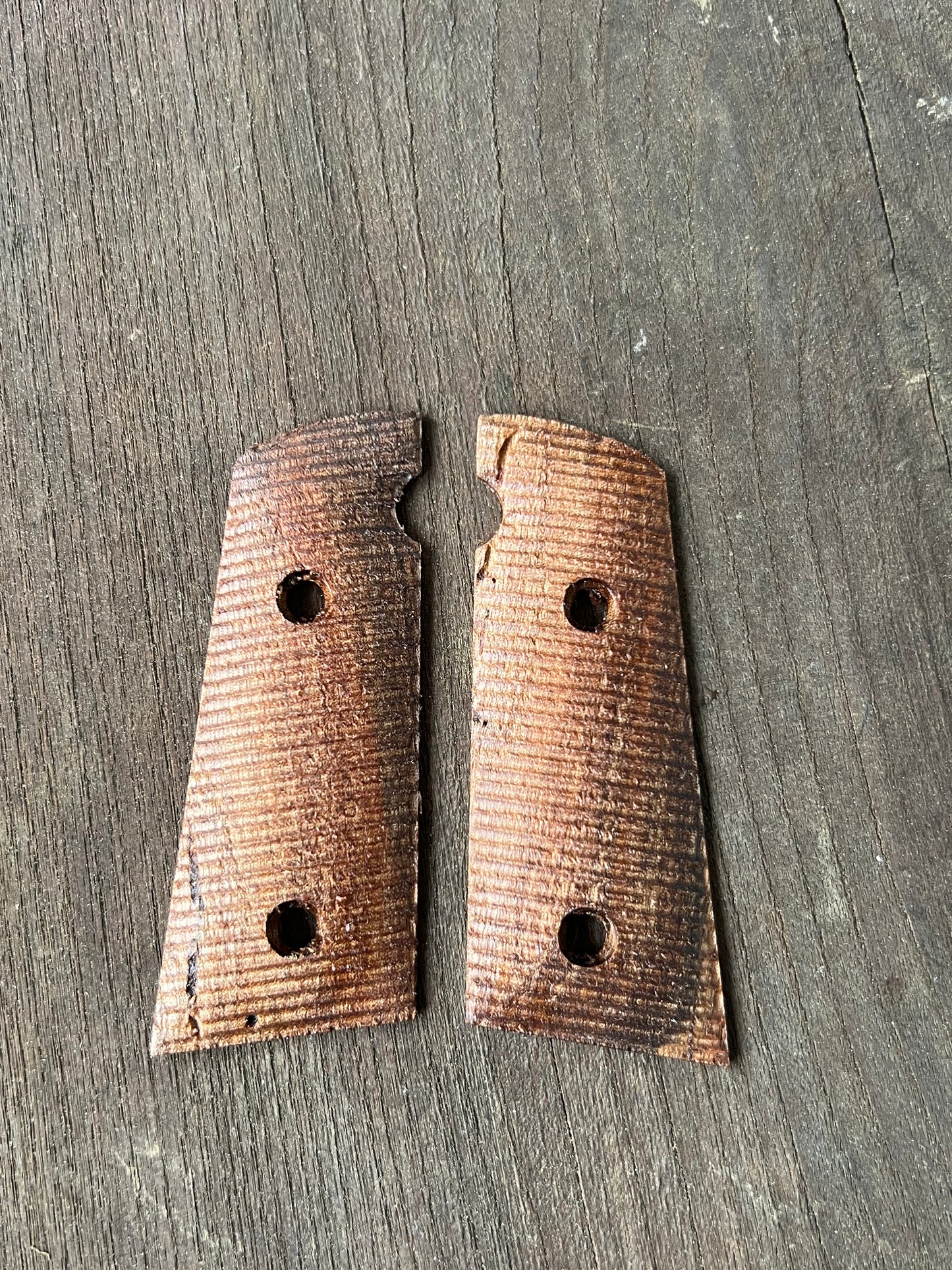 Daniel Defense H9 grips (blem)