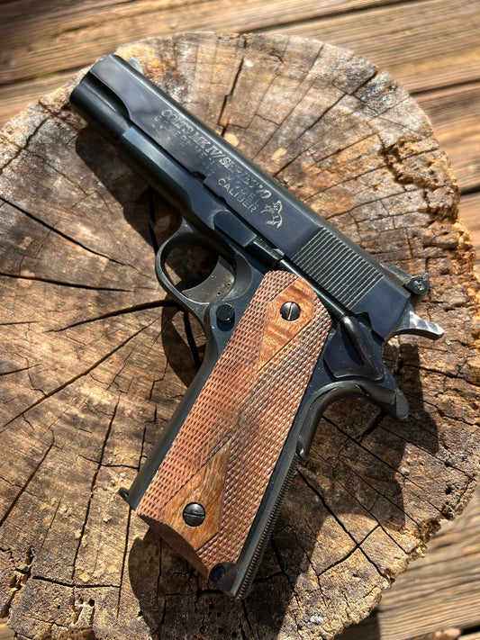 Black Walnut Double Diamond 1911 grips