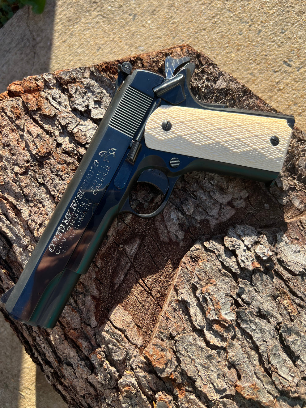 Ivory Skip Line Checkering, 1911 – Greg's Grips