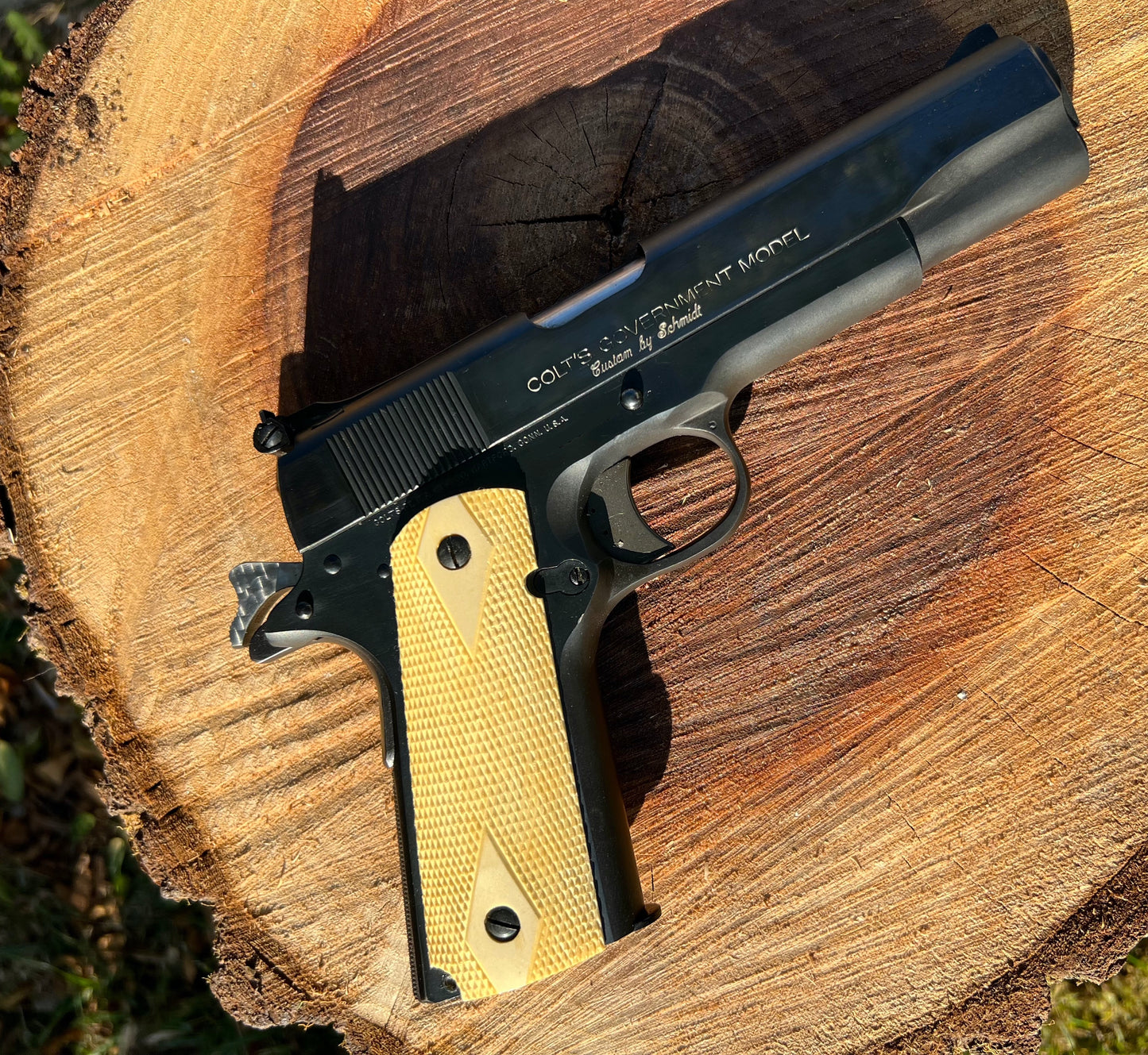 American Holly Double Diamond 1911 grips