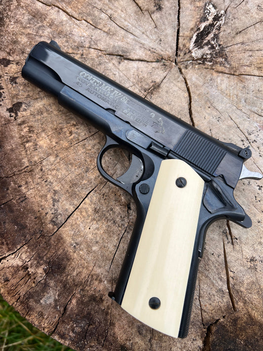 Smooth American Holly 1911 grips