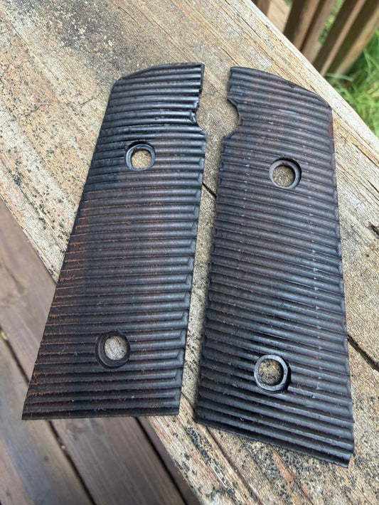 Daniel Defense H9 Ebony grips (Blem)